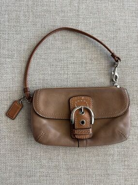 Coach Mini Wristlet Tan Leather Buckle Detail Y2K